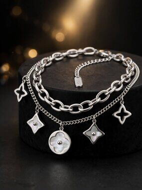 Layered Clover Charm Bracelet Mother of Pearl 18K White Gold Plated Stainless